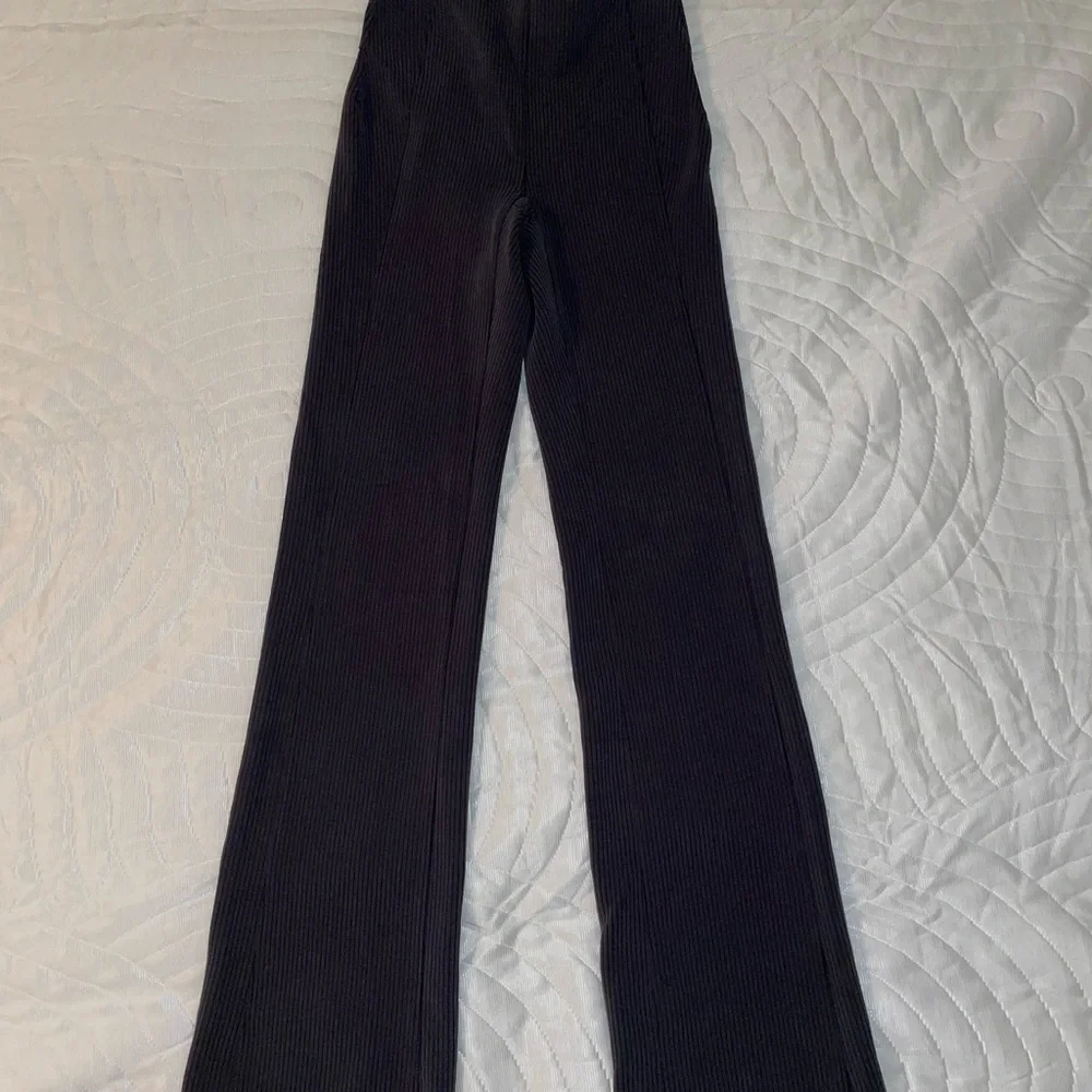 Lululemon Ribbed Softstreme Flared Pant - Picture 5 of 9
